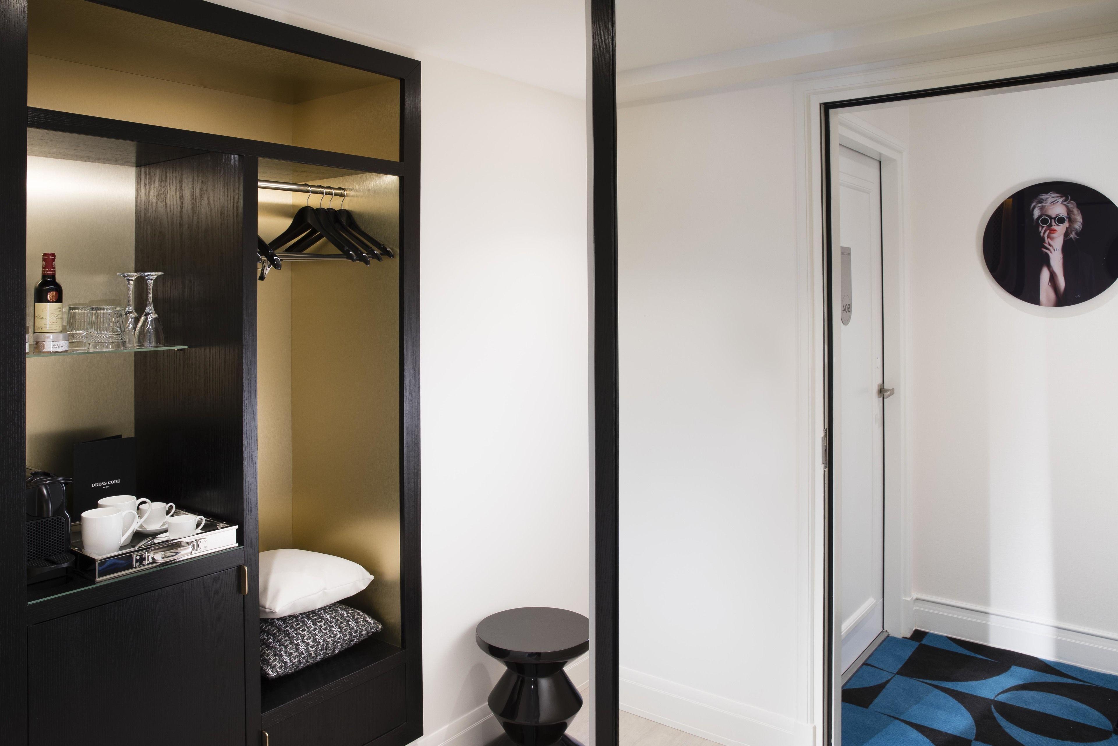 Dress Code 4* Parigi